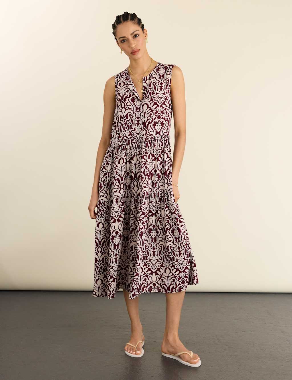 BAUKJEN Printed Sleeveless Midi Tiered Dress Burgundy Mix