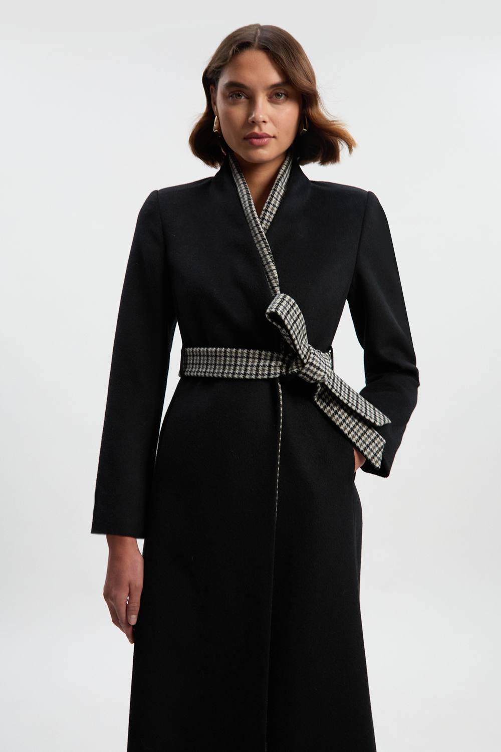 Karen Millen Women's Brushed Wool Houndstooth Mix Belted Wrap Neck Tailored Midi Coat in Black | Size: 6