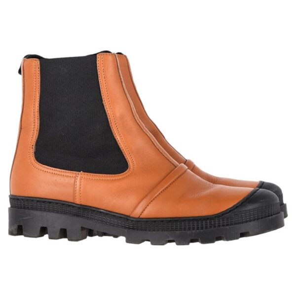 LOEWE Women's Preloved Chelsea Boots in Tan Leather in Black | Size: 7