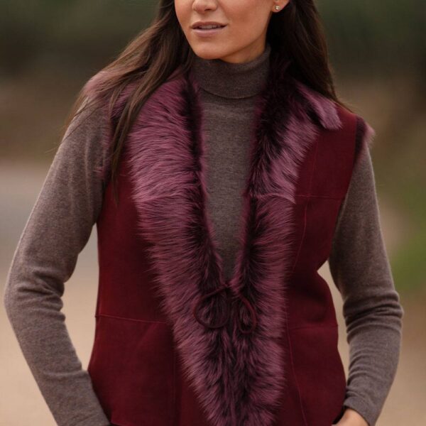 Ashwood Leather Women's 'Kashmina' Reversible Toscana Real Sheepskin Suede Leather Gilet in Burgundy | Size: 8