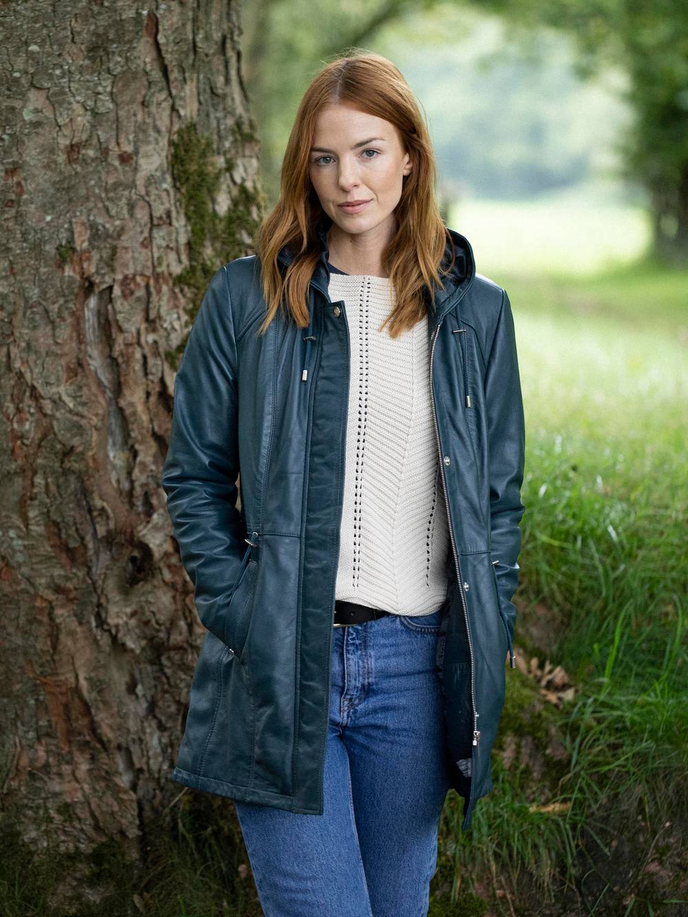 Lakeland Leather Women's 'Ambleside' Hooded Leather Coat in Navy | Size: 20
