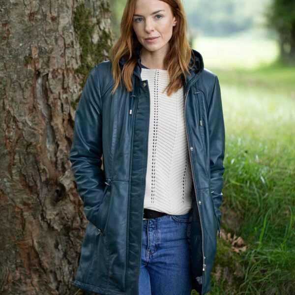 Lakeland Leather Women's 'Ambleside' Hooded Leather Coat in Navy | Size: 22
