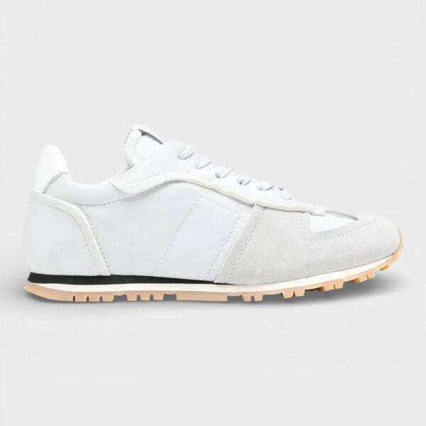 Maison Margiela Retro Runner Light Grey | Size: 8
