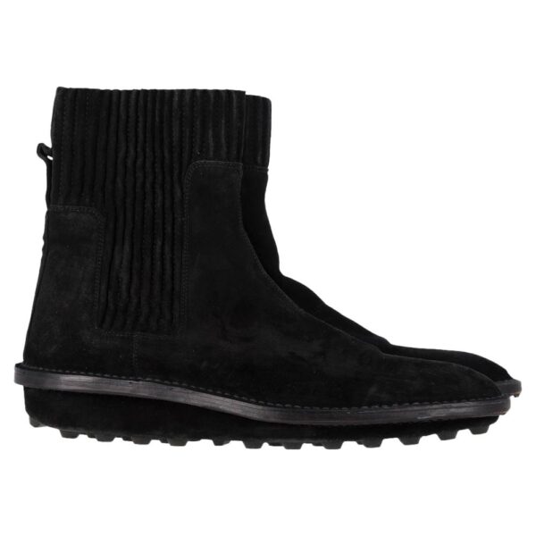 Balenciaga Women's Preloved Chelsea Boots in Black Suede | Size: 5.5