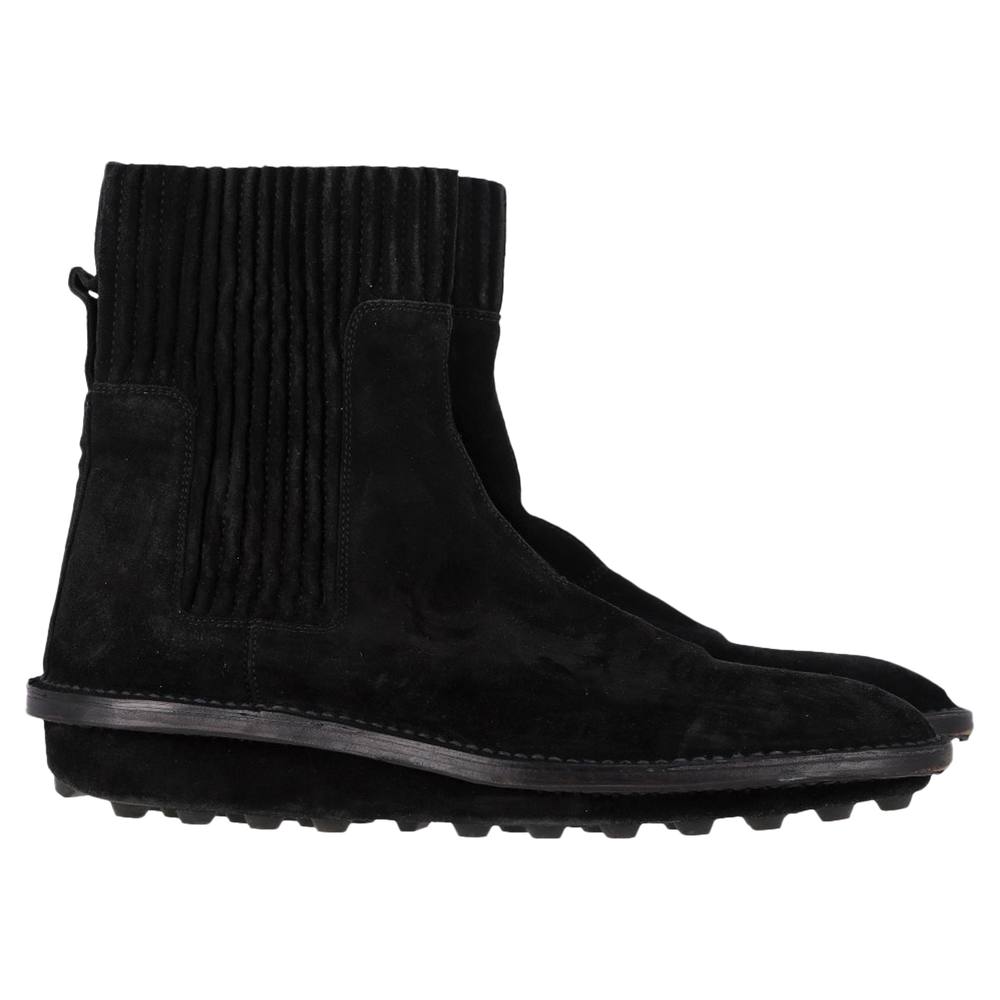 Balenciaga Women's Preloved Chelsea Boots in Black Suede | Size: 5.5